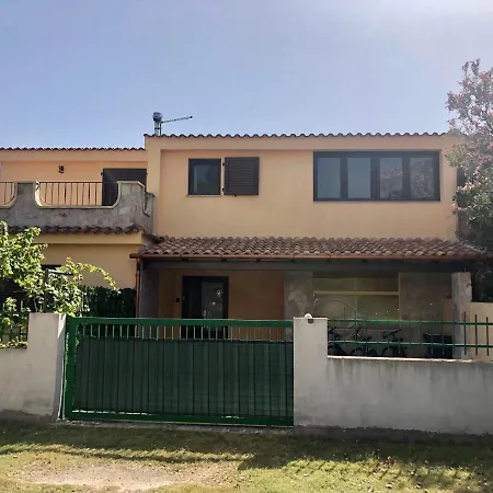 Casa Almond Tatil Evi Capitana